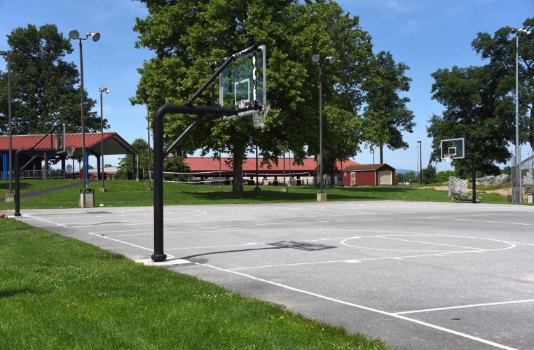 BasketballCourts.Lined.RecFields.color.78.jpg