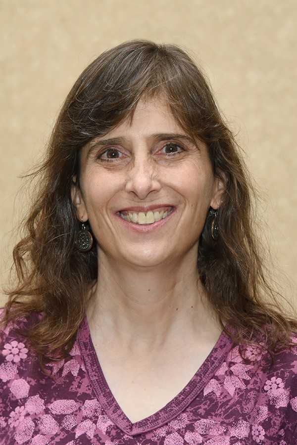 Dr. Anne Papalia